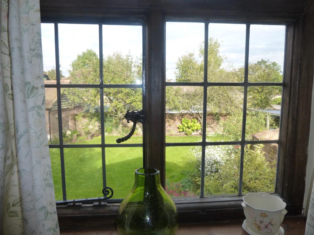 Strawberry Cottage B&B Hedge End Szoba fotó